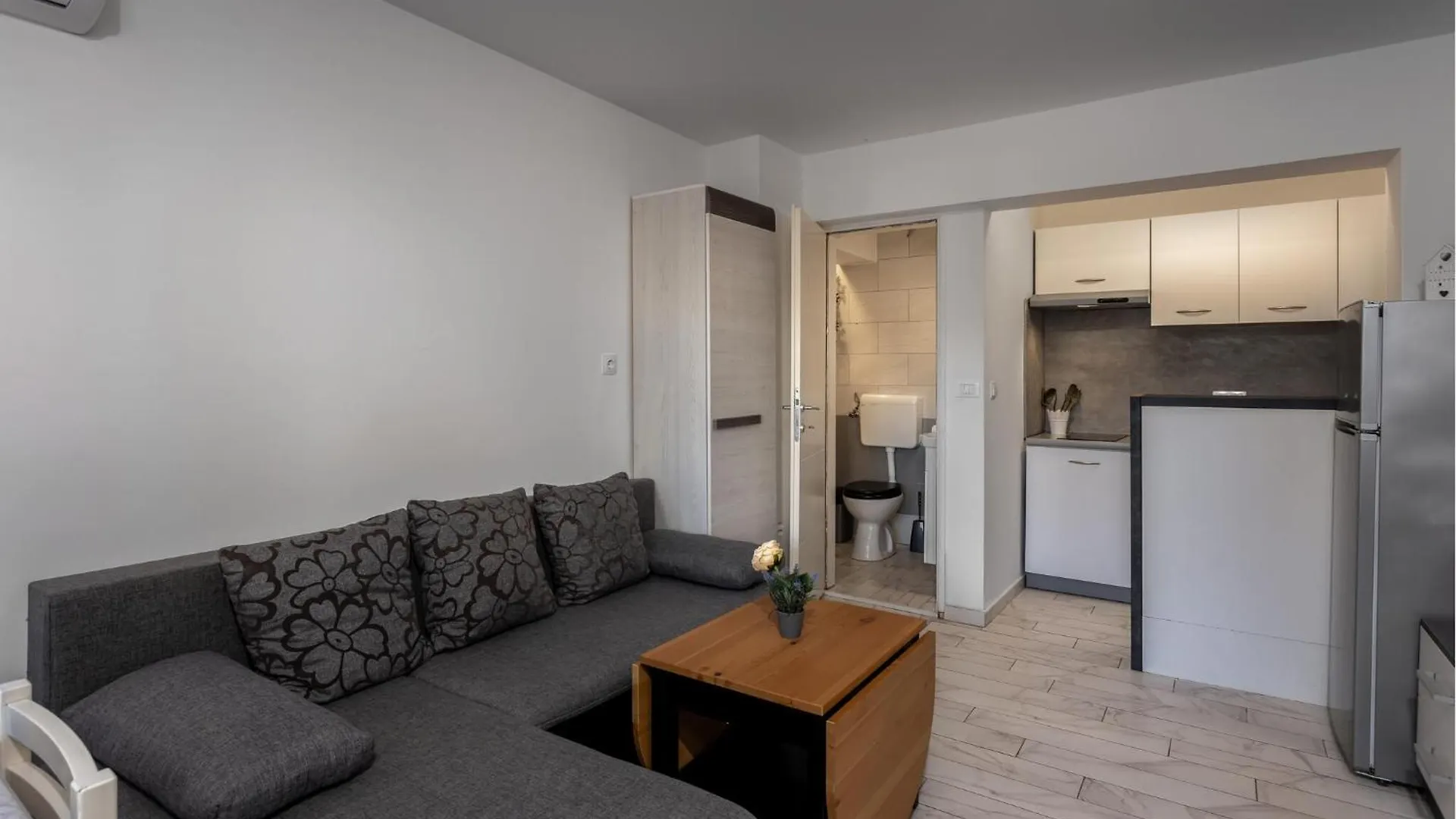 Gorgeous Apartment In Vantacici With Kitchen 0*,  קרואטיה